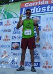 O servidor coleciona participações em corridas de rua de Maceió