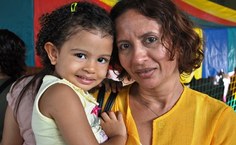 Isadora e a mamãe Ana Maria