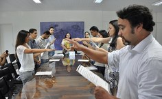 Novos servidores tomam posse