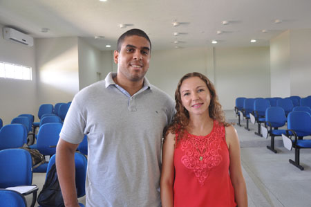 Carlos Eugênio, do campus do Sertão e Franciane da Silva, do campus Arapiraca