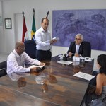 Reitor empossa dois novos servidores para o campus Arapiraca
