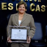 Reitora honorária recebe Comenda Mário Guimarães