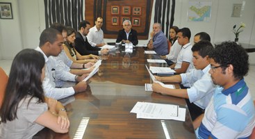 Ufal recebe oito novos servidores para Maceió e interior