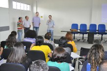 O professor Cláudio Zancan fez a abertura do curso preparatório