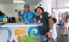 Eraldo no stand de atendimento ao espectador