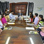 Cerimônia empossa oito novos servidores