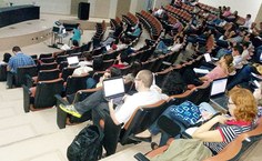 Inicio do curso intitulado Sala de Aula como espaço de mediação pedagógica com as professoras Aparecida Viana e Auxiliadora Freitas do Cedu