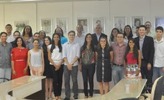 Gestores e novos servidores da Ufal