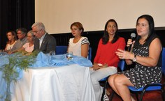 Servidora Ângela Aquino, uma das responsáveis pela festa em Arapiraca