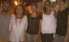 Servidores do Museu de História Natural e Elisabeth Salgado (de branco, à esquerda)