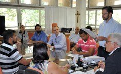 O diretor adjunto do Departamento de Administração de Pessoal (DAP), Thiago Soares, um dos servidores leu o termo de ética