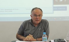 José de Melo Neto pediu para que informações referentes à imigração de Luis Paulo fossem adicionados à obra