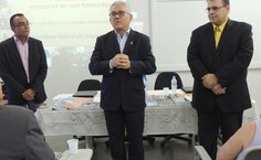 Reitor Eurico Lobo compareceu à defesa do Memorial
