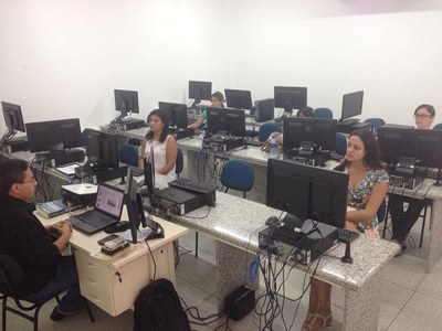 Servidores participam de curso básico de informática