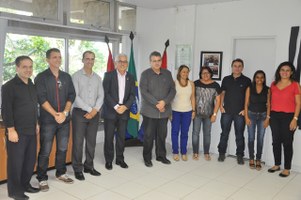 Reitor Eurico Lôbo empossa três servidores para unidades de Maceió