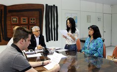 Aline Cavalcanti fez a leitura do termo de posse