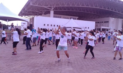 Servidores participaram de aula de zumba no Campus A.C. Simões