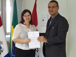 Mais uma professora empossada para o Centro de Educação