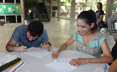 Bolsistas realizam cadastro de doador de medula