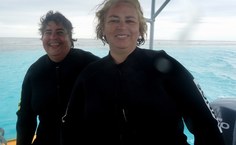 Professoras Monica Dorigo e Hilda Helena em local de pesquisa