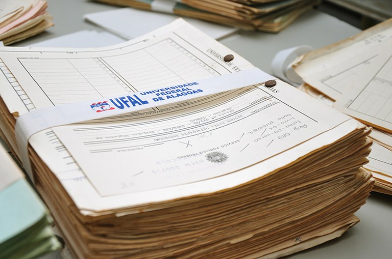 Documentos no Arquivo Central da Ufal