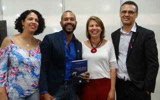 Pesquisadores lançam livro sobre políticas públicas em educação