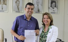 Servidores tomaram posse nesta segunda-feira (4). Fotos: Janaina Alves