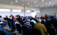 A reitora Valéria Correia encerrou o 1º Fórum dos Técnicos Pioneiros da Ufal