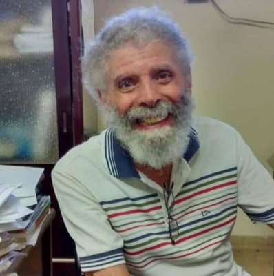 Nivaldo Soares tinha 73 anos e continuava em sala de aula como professor voluntário do IQB