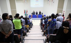 Fórum foi realizado no auditório da Reitoria. Foto: Renner Boldrino