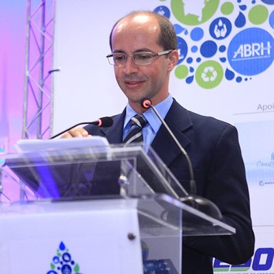 Professor Vladimir Caramori, do Centro de Tecnologia da Ufal