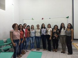 Assistentes sociais participam de curso de capacitação