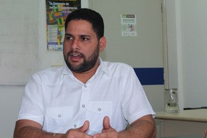 Professor publica artigo sobre favelas brasileiras durante pandemia