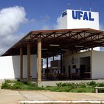 Educação Física do Campus Arapiraca comemora aprovados em concurso
