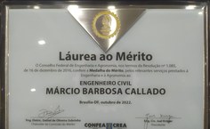 Placa de homenagem