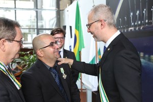 Professor da Ufal recebe honraria do MEC por atuação na área da Educação