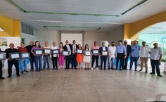 Professor Krerley com os demais homenageados