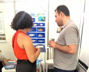 Cartilhas educativas da Expedição foram bem recebidas e elogiadas pelo público. Foto: Hanna Costa