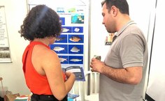 Cartilhas educativas da Expedição foram bem recebidas e elogiadas pelo público. Foto: Hanna Costa