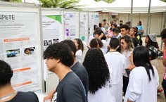 Reitoria da Ufal ficou cheia de estudantes apresentando suas ideias inovadoras