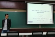 Professor Iury durante apresentação de trabalho na Bélgica
