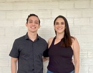 Júlio Cezar Albuquerque e Elisabelle Agostinho, mestrandos em Psicologia da Ufal, realizam pesquisa sobre estresse (Foto Acervo Pessoal)