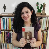 Docente do Instituto Ciências Sociais ganha prêmio Barco a Vapor de Literatura