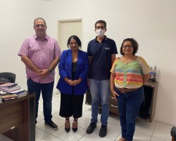 Ufal firma parceria com a Imprensa Oficial para publicação de livros