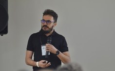 Professor e pesquisador André Moura