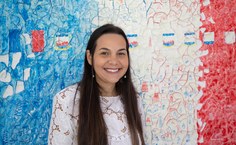 Laís Espíndola, docente do curso de Odontologia