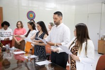 Servidores realizam a leitura do Código de Ética dos Servidores Públicos