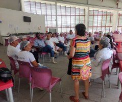 Equipe do Restaurante Universitário participa de oficina de acessibilidade