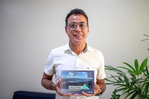 Livro sobre encantos e desencantos da laguna será relançado no próximo dia 5