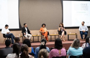 Fórum de Compras e Licitações destaca boas práticas administrativas